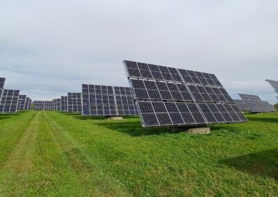 SINLOC INVESTIMENTI SGR ACQUISTA DA REPOWER IL 49% DEL CAPITALE DI SOLIS SRL CON 13 IMPIANTI FOTOVOLTAICI IN ITALIA
